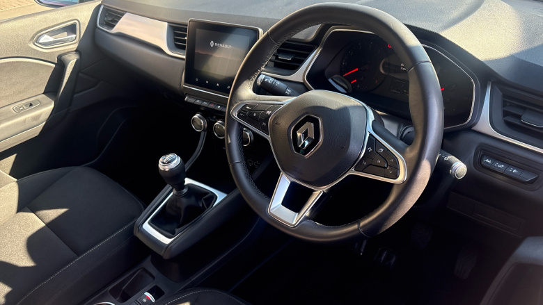 Renault Captur 1.3 TCE 130 Iconic 5dr Petrol Hatchback